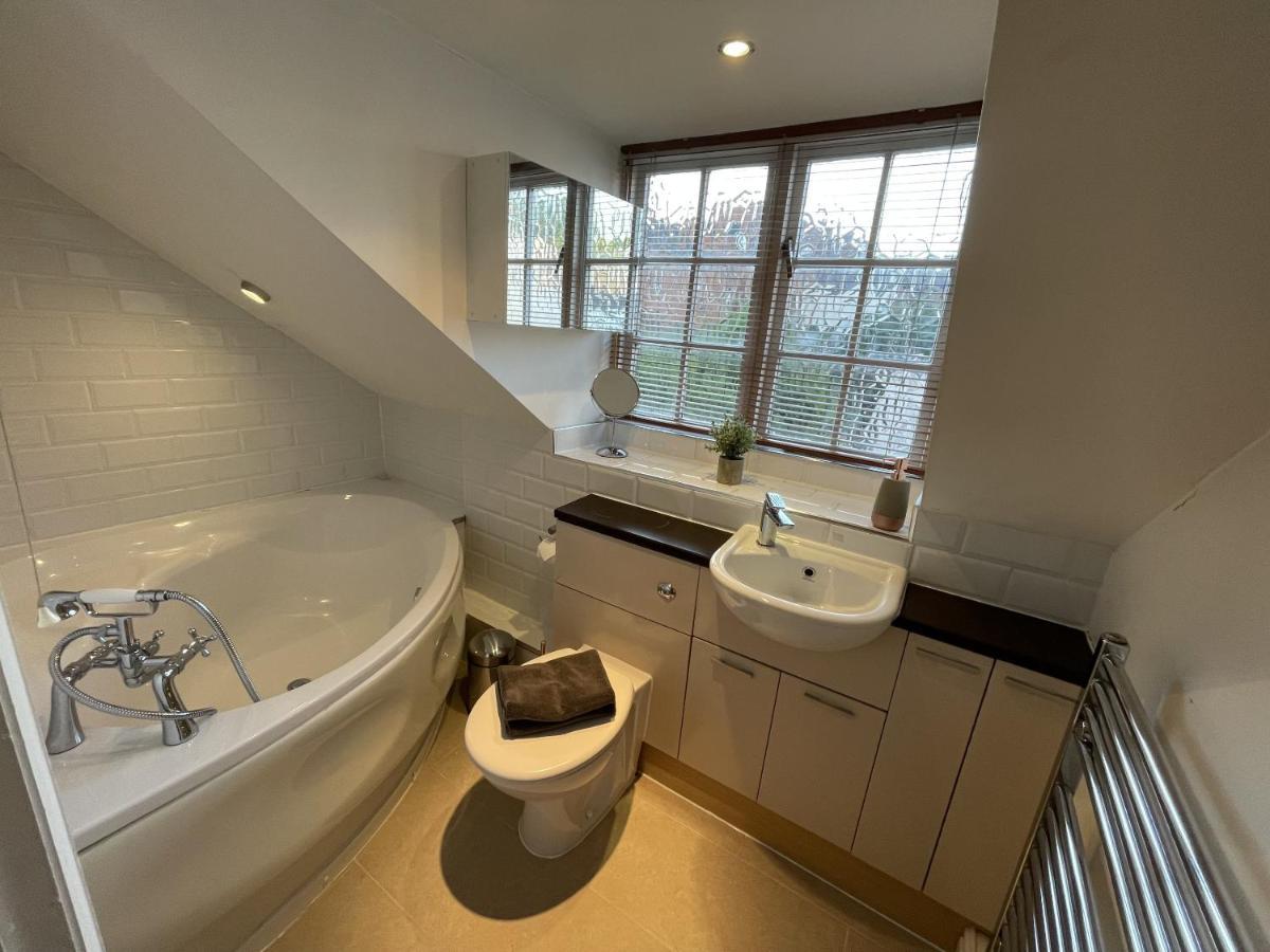 Luxury 3-Bed Victorian Townhouse Hosted By Hutch Lifestyle Villa Leamington Spa Exterior foto